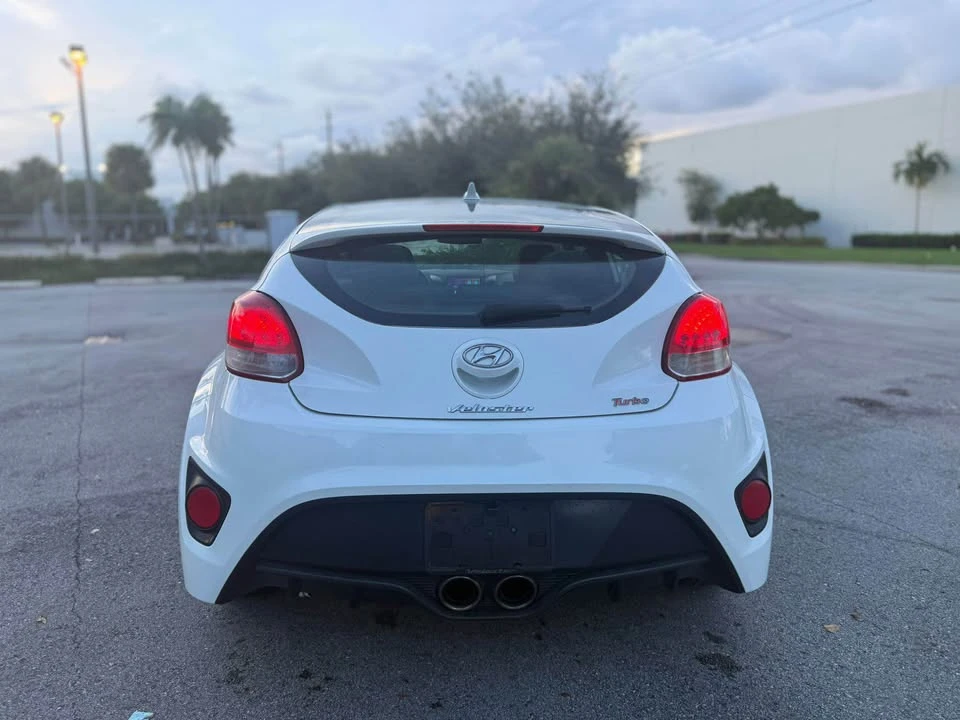 2013 Hyundai Veloster - Image 6 of 9