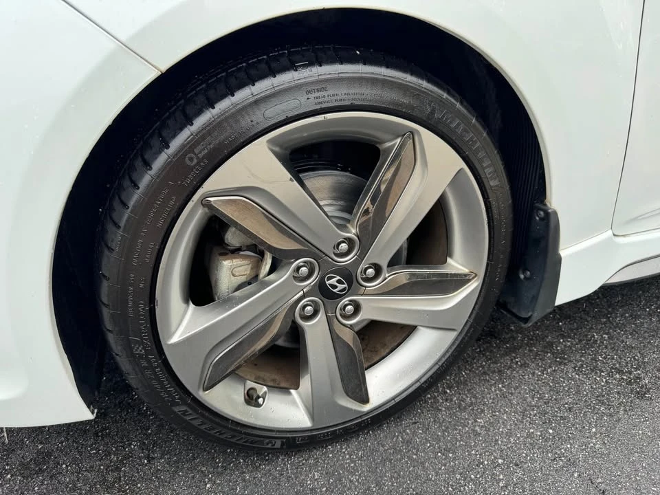 2013 Hyundai Veloster - Image 14 of 14