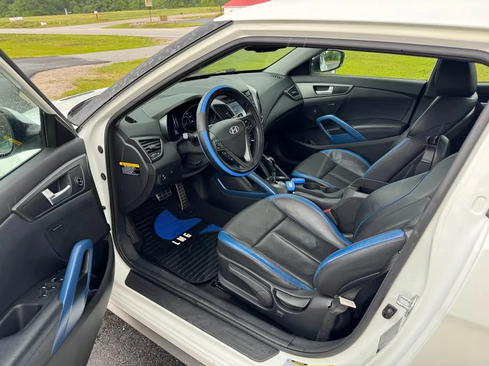 2013 Hyundai Veloster - Image 5 of 14