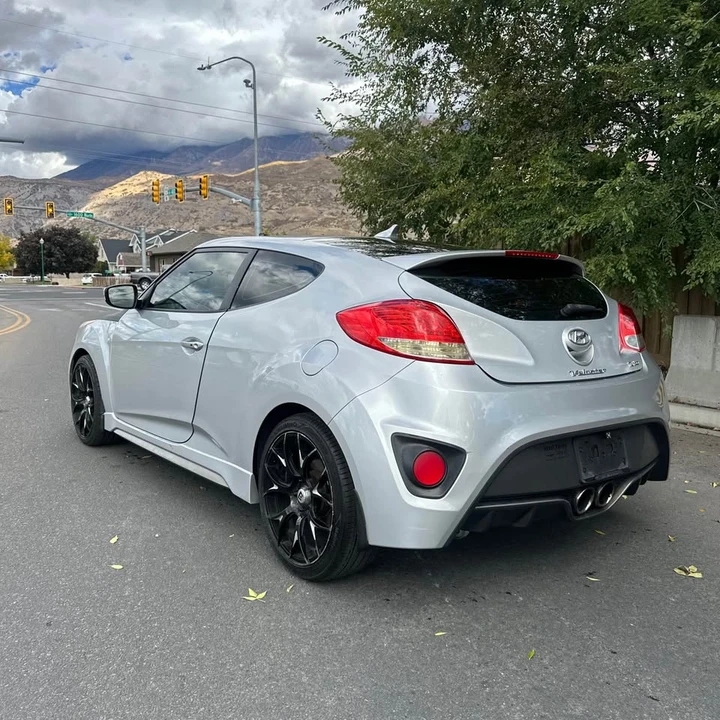 2013 Hyundai Veloster - Image 4 of 15