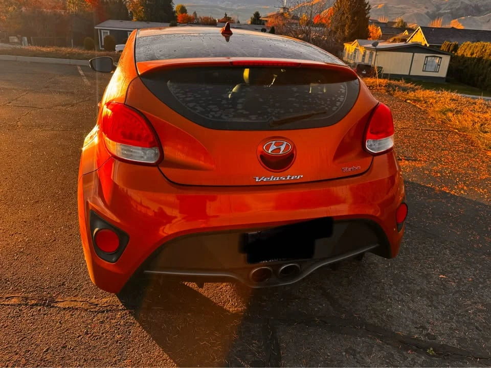 2013 Hyundai Veloster - Image 5 of 11