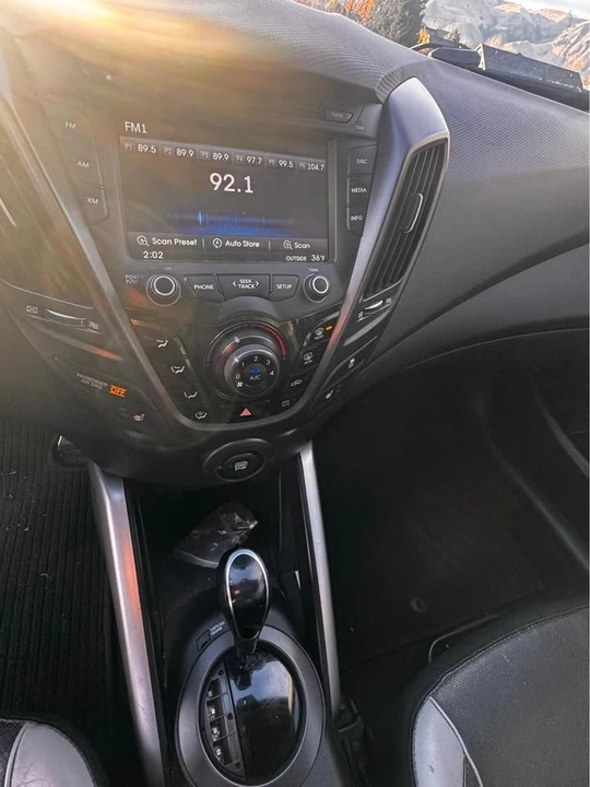 2013 Hyundai Veloster - Image 11 of 11
