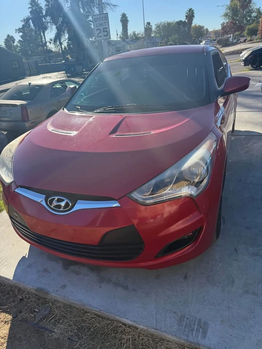 2013 Hyundai Veloster - Image 3 of 8