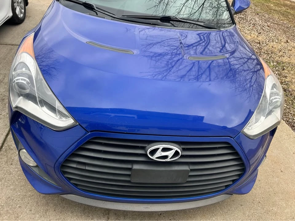 2013 Hyundai Veloster - Image 2 of 9
