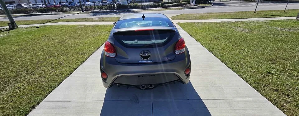 2013 Hyundai Veloster - Image 17 of 17