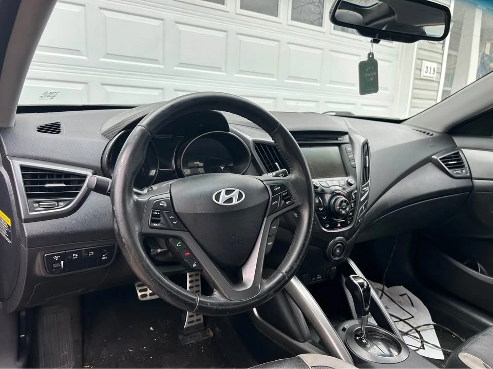 2013 Hyundai Veloster - Image 6 of 9