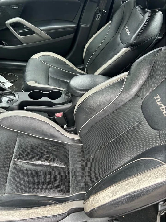 2013 Hyundai Veloster - Image 7 of 9