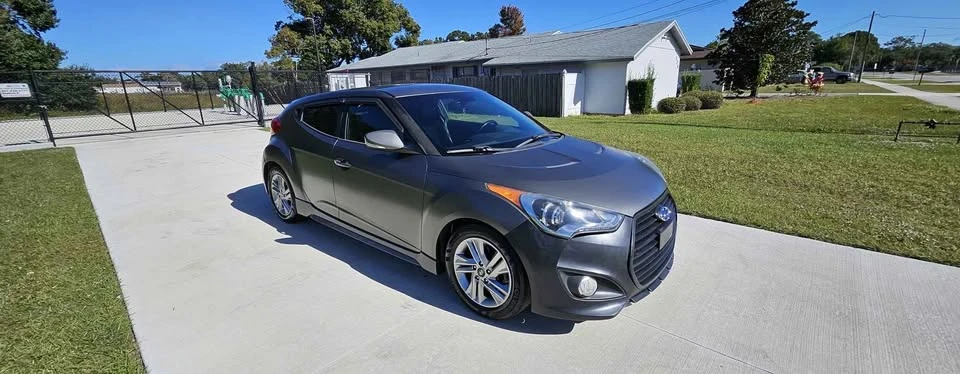 2013 Hyundai Veloster - Image 14 of 17