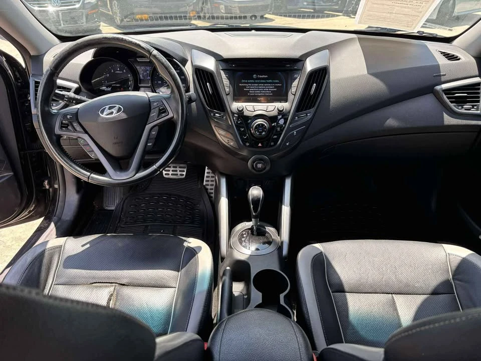 2013 Hyundai Veloster - Image 9 of 15