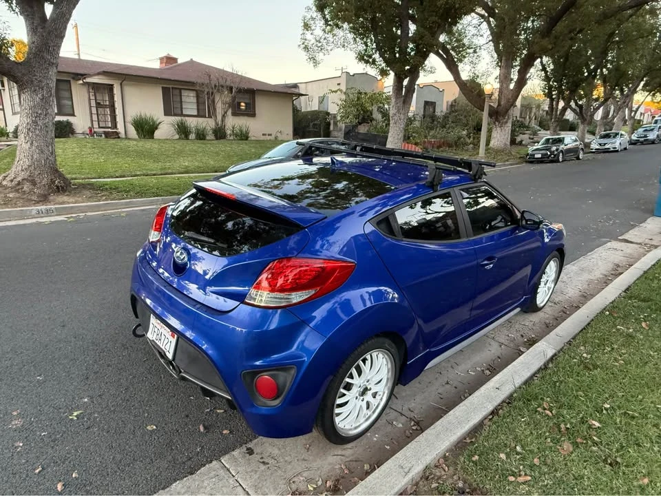 2013 Hyundai Veloster - Image 5 of 11