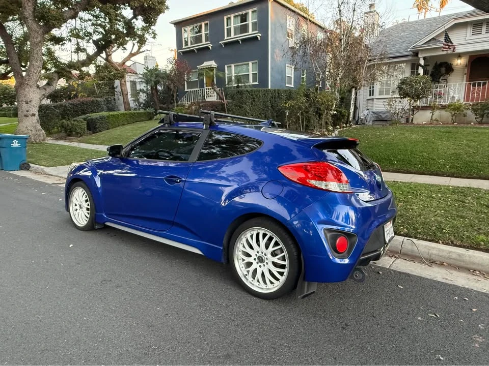 2013 Hyundai Veloster - Image 4 of 11