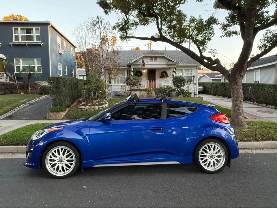 2013 Hyundai Veloster - Image 3 of 11