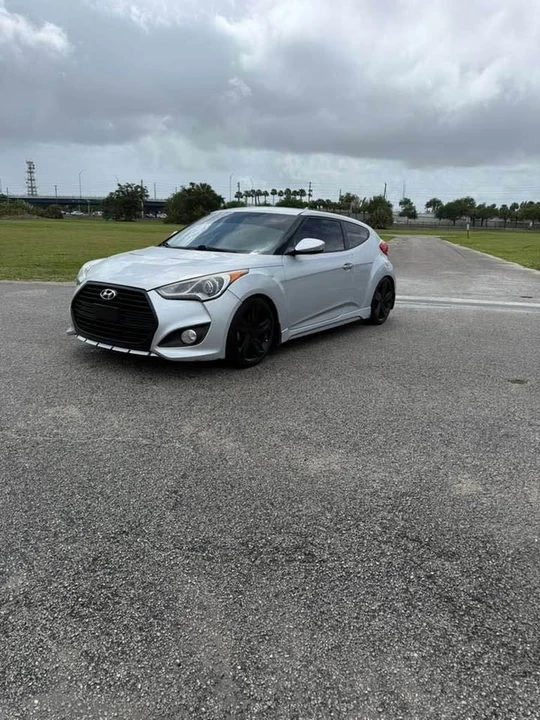 2013 Hyundai Veloster - Image 9 of 12
