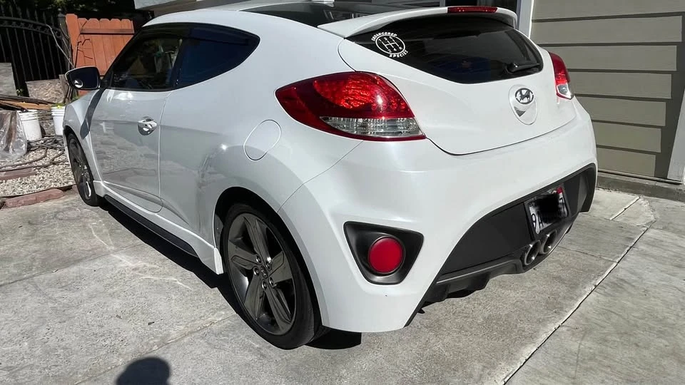 2013 Hyundai Veloster - Image 3 of 15