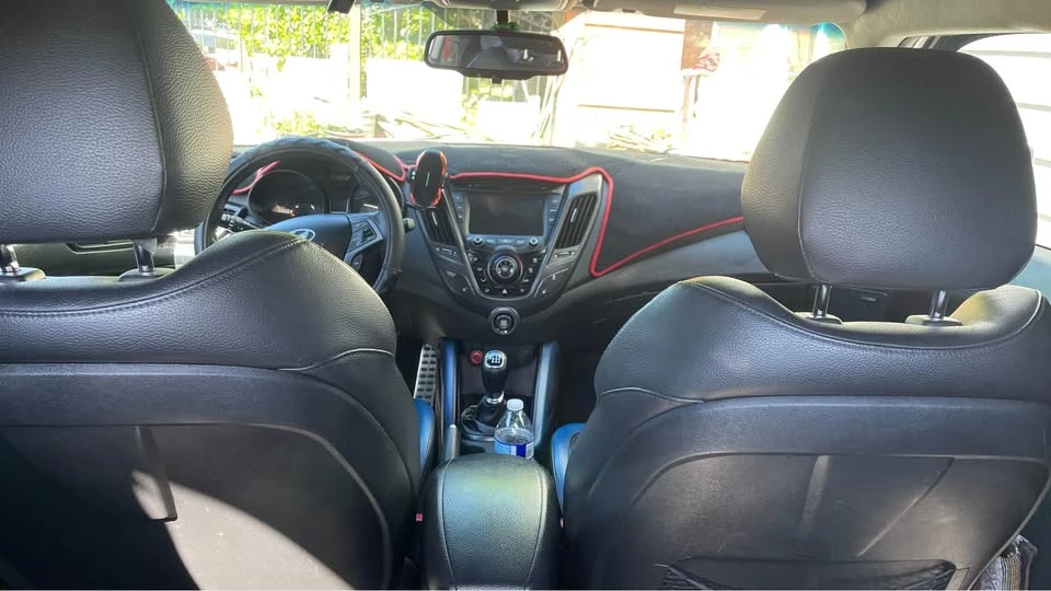 2013 Hyundai Veloster - Image 7 of 15