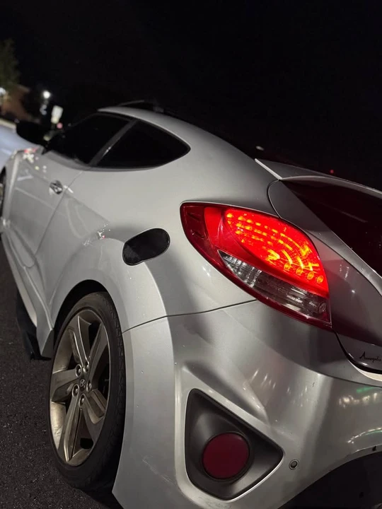 2013 Hyundai Veloster - Image 6 of 10