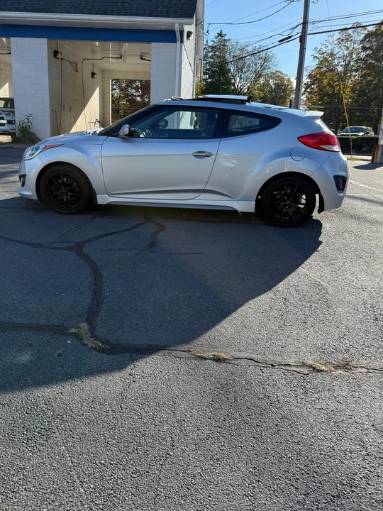 2013 Hyundai Veloster - Image 3 of 12