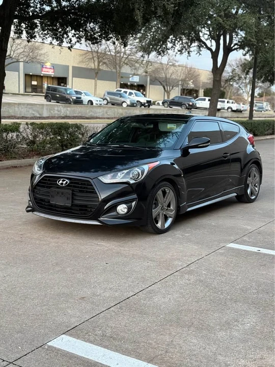 2013 Hyundai Veloster - Image 3 of 16