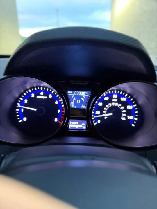 2013 Hyundai Veloster - Image 15 of 16