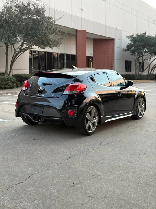 2013 Hyundai Veloster - Image 4 of 16