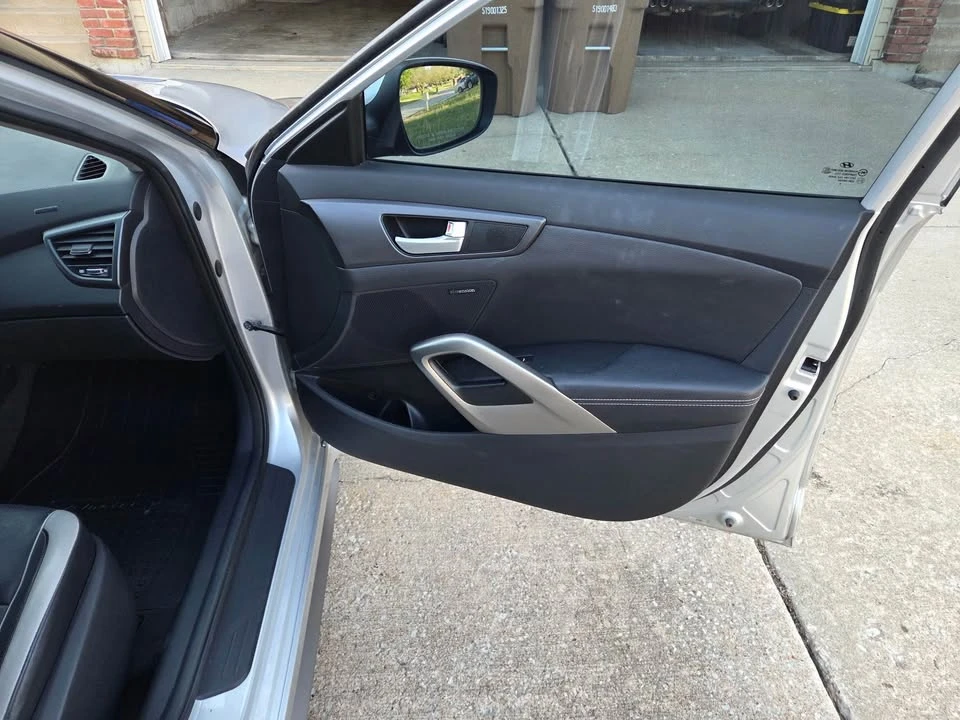 2013 Hyundai Veloster - Image 7 of 14