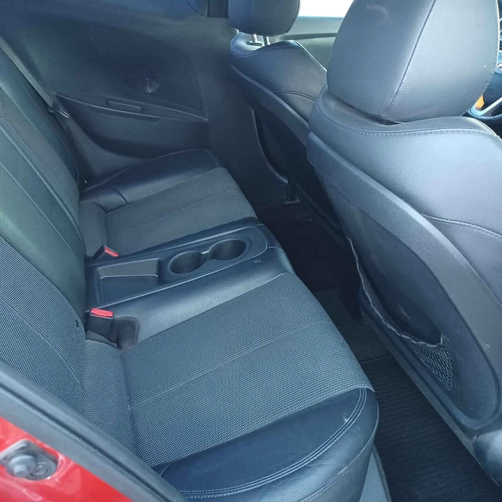 2013 Hyundai Veloster - Image 8 of 14