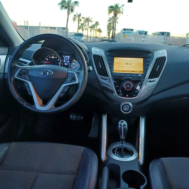 2013 Hyundai Veloster - Image 9 of 14