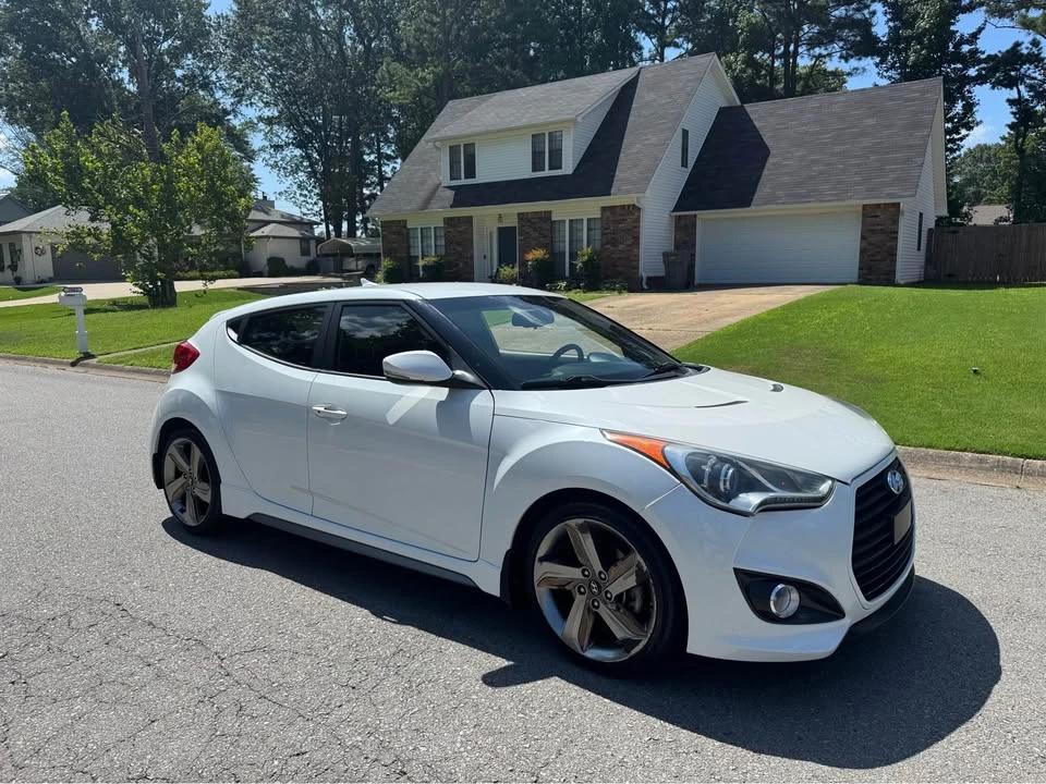 2013 Hyundai Veloster - Image 3 of 11
