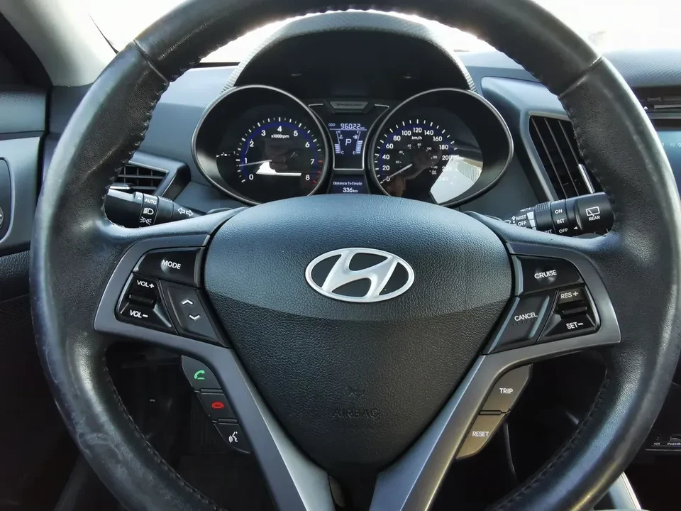 2013 Hyundai Veloster - Image 12 of 16