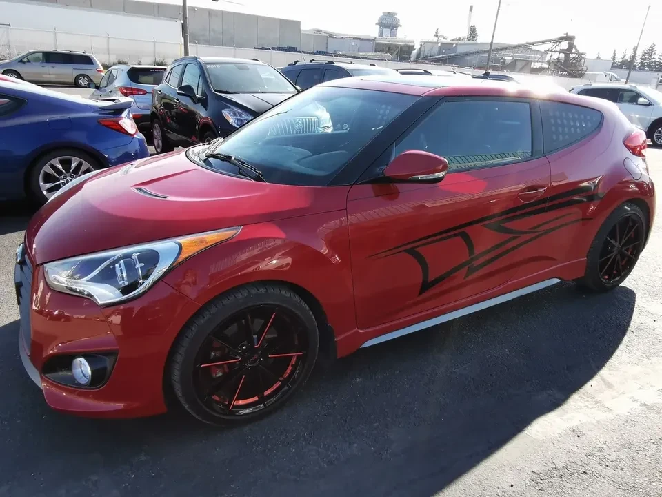 2013 Hyundai Veloster - Image 5 of 16
