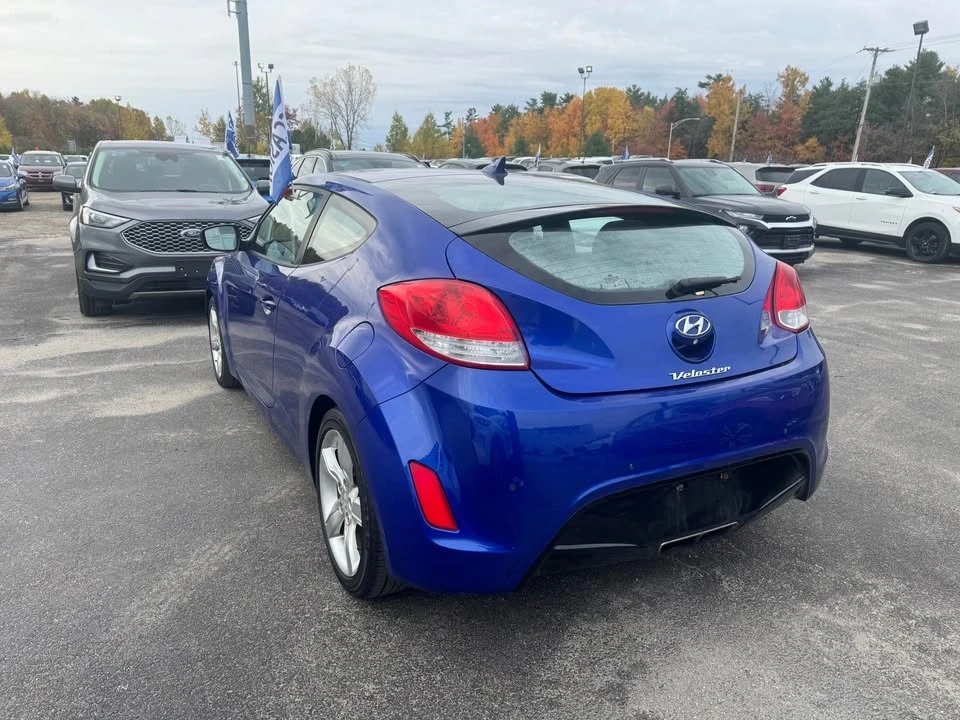 2013 Hyundai Veloster - Image 7 of 17