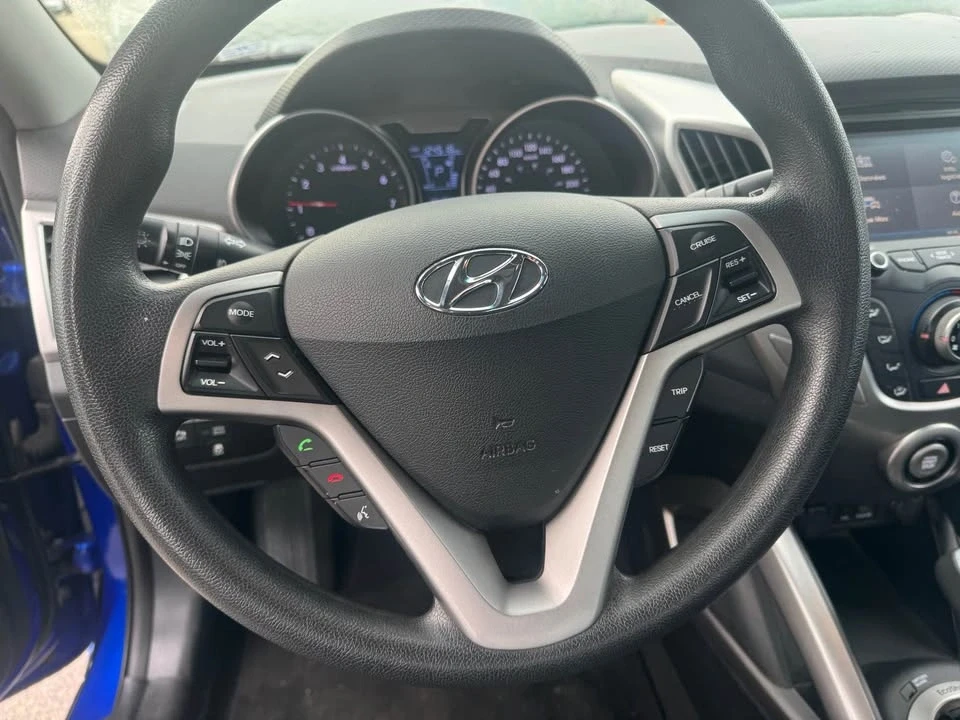 2013 Hyundai Veloster - Image 13 of 17