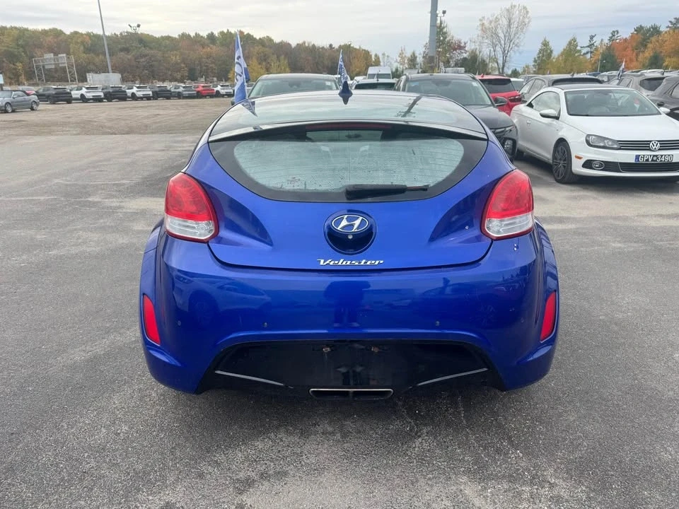 2013 Hyundai Veloster - Image 6 of 17