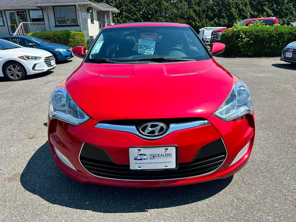 2013 Hyundai Veloster - Image 2 of 13