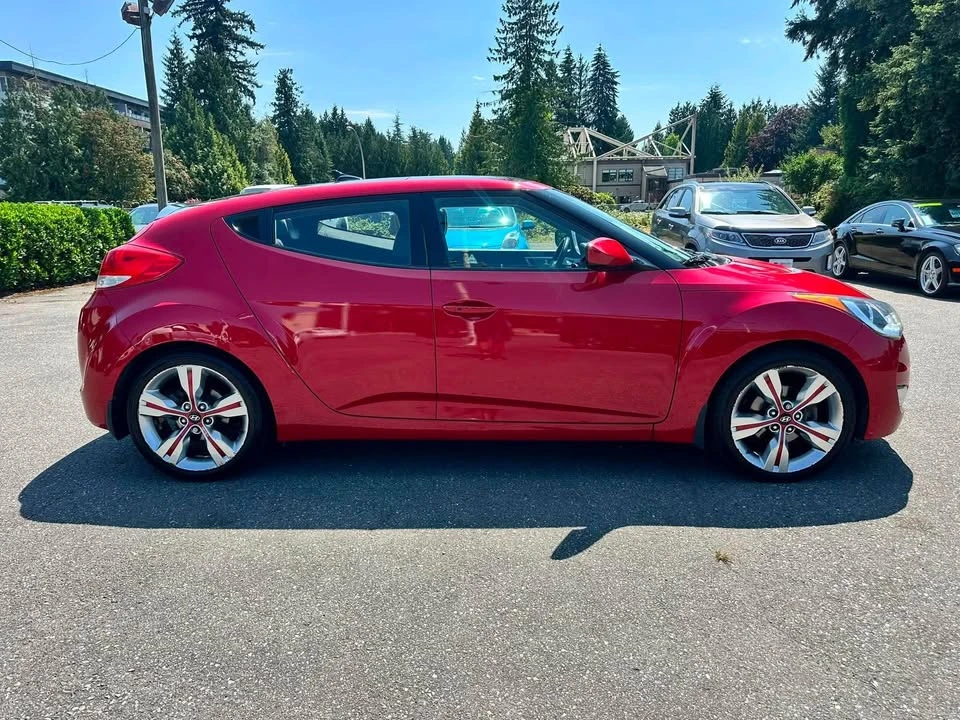 2013 Hyundai Veloster - Image 4 of 13