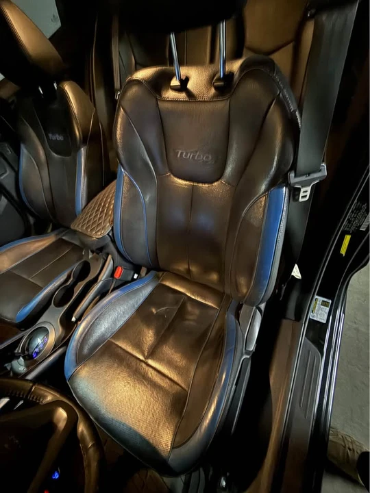 2013 Hyundai Veloster - Image 11 of 14