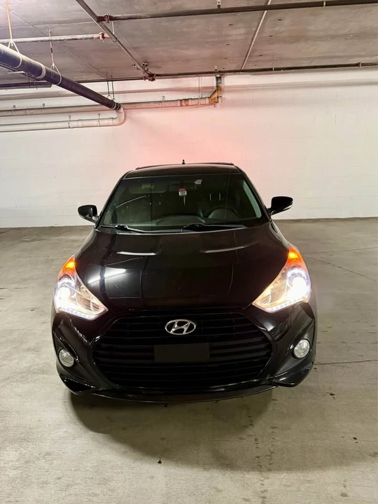 2013 Hyundai Veloster - Image 2 of 14
