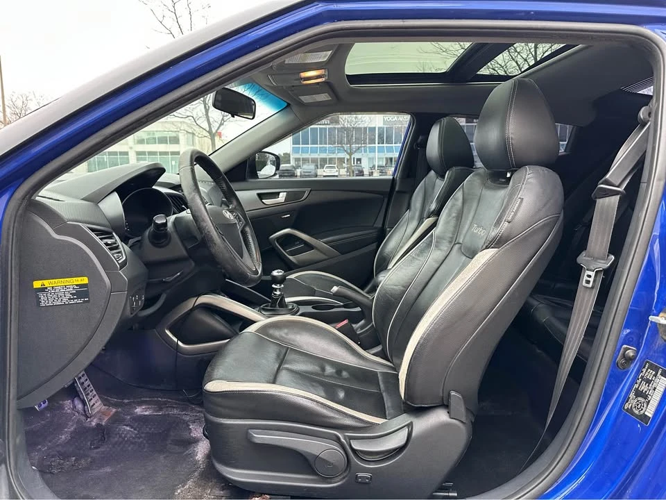 2013 Hyundai Veloster - Image 11 of 20