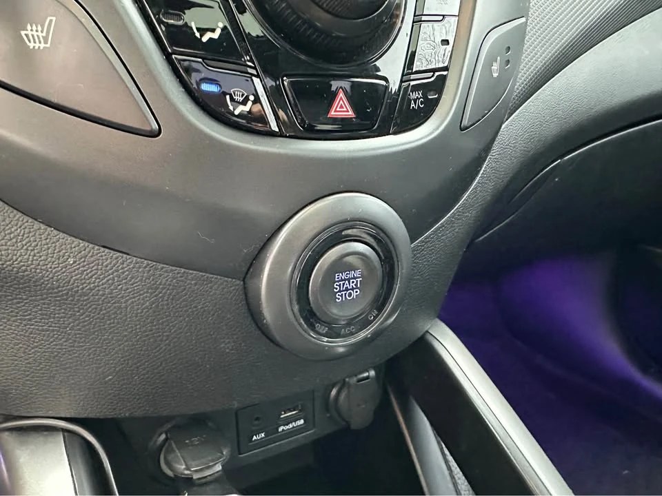 2013 Hyundai Veloster - Image 19 of 20