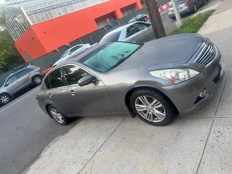2013 Infiniti G37
