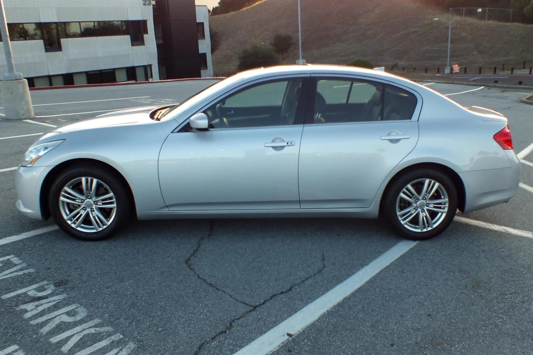 2013 Infiniti G37/Q40 4th Gen - Image 3 of 31