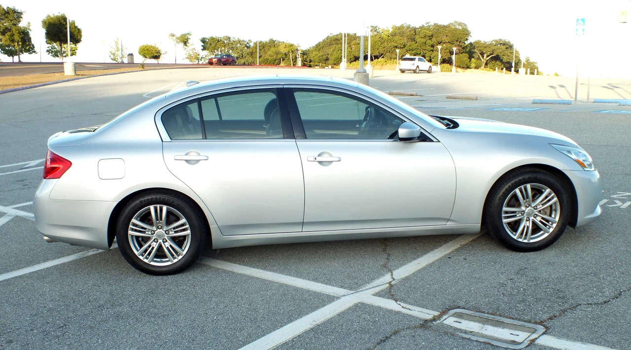 2013 Infiniti G37/Q40 4th Gen - Image 9 of 31