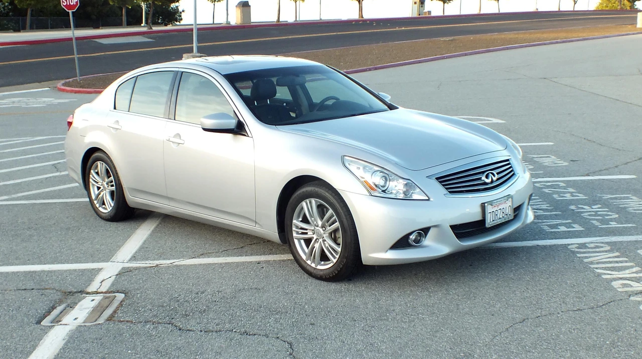 2013 Infiniti G37/Q40 4th Gen - Image 10 of 31
