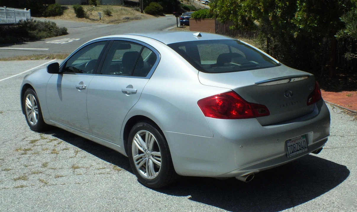 2013 Infiniti G37/Q40 4th Gen - Image 13 of 31