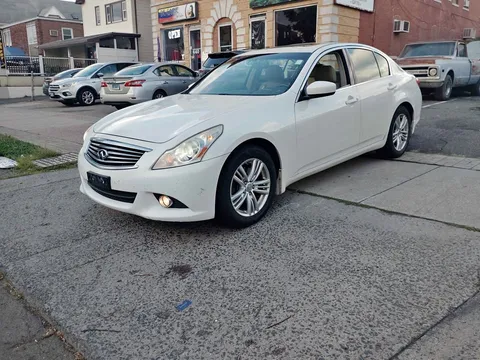 2013 Infiniti G37 X Technology