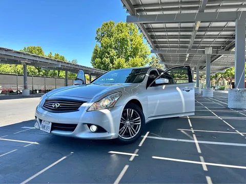 2013 Infiniti G37