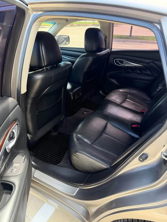 2013 Infiniti M/Q70 4th Gen - Image 11 of 20