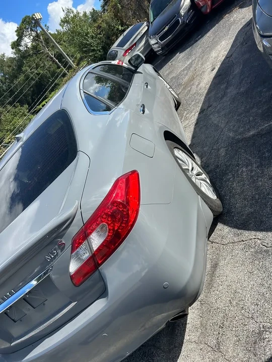 2013 Infiniti M/Q70 4th Gen - Image 4 of 10