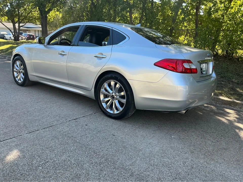 2013 Infiniti M/Q70 4th Gen - Image 4 of 8