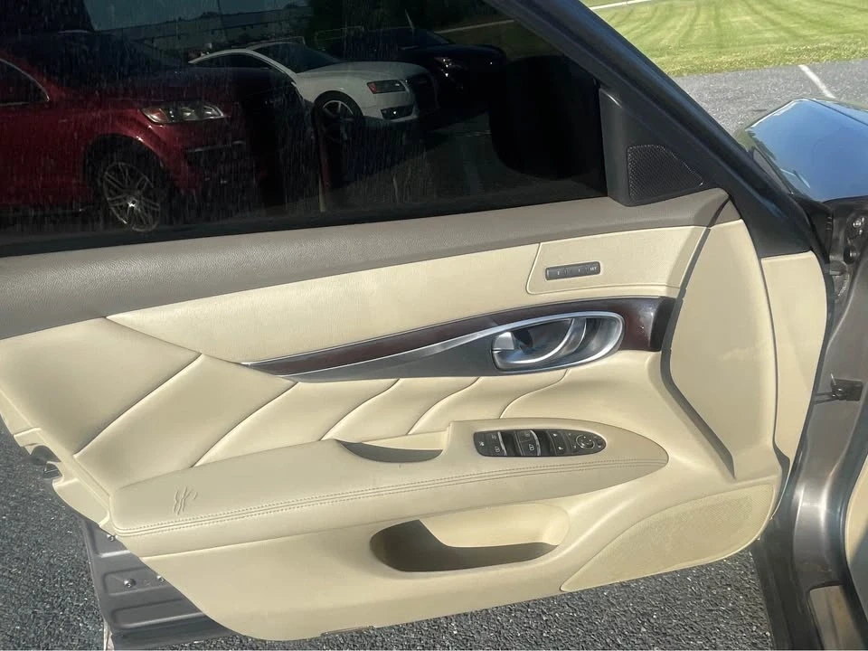 2013 Infiniti M/Q70 4th Gen - Image 8 of 17